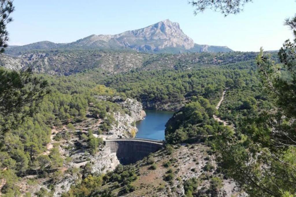 Maison + Piscine A 10 Min D'Aix En Pce Meyreuil Esterno foto
